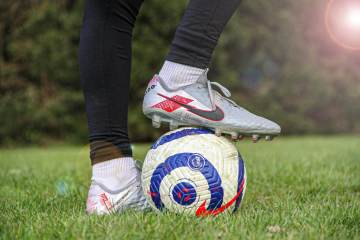 吉马良斯欲续约纽卡，托纳利倾向曼城阿森纳（配图示意）